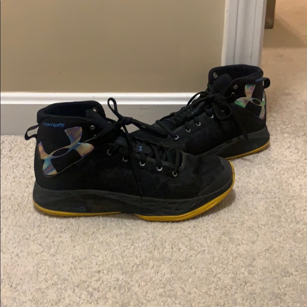 under armor sneakers